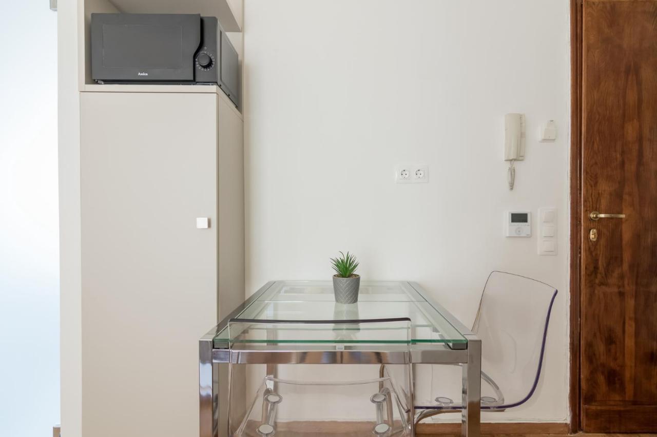 Elegant Studio In Athens B Экстерьер фото